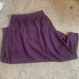 Glamorous floral midi skirt